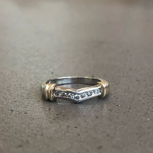 10K white and Yellow Gold Diamond Band